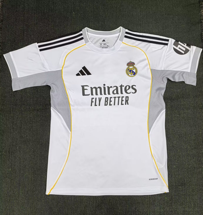 Maillot Real Madrid domicile 25/26 (Fan Version)